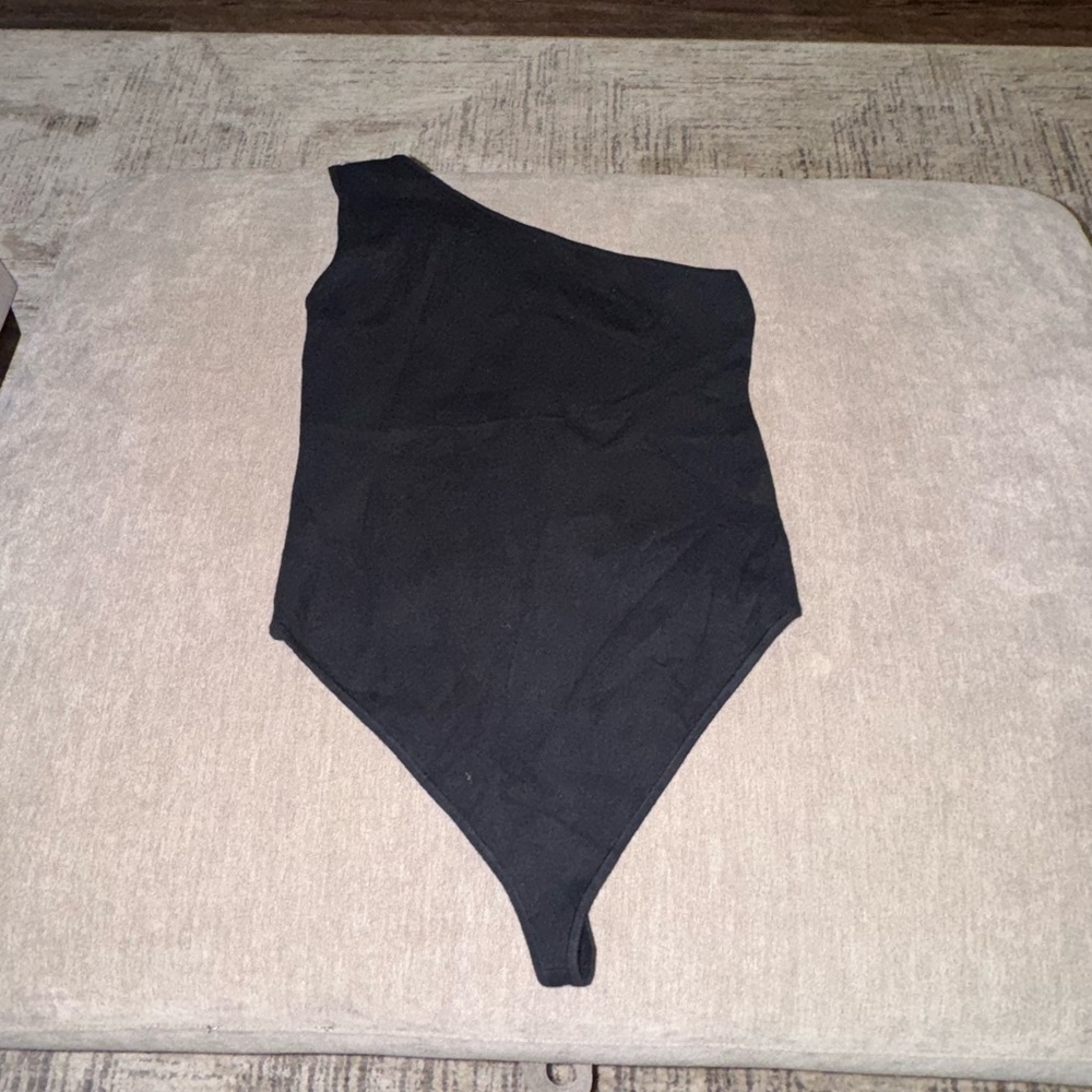 Good American Charcoal Top